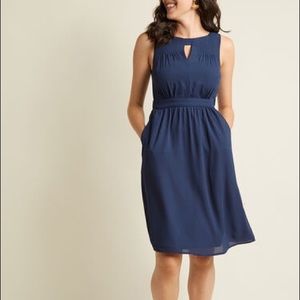 ModCloth Sleeveless Keyhole Dress